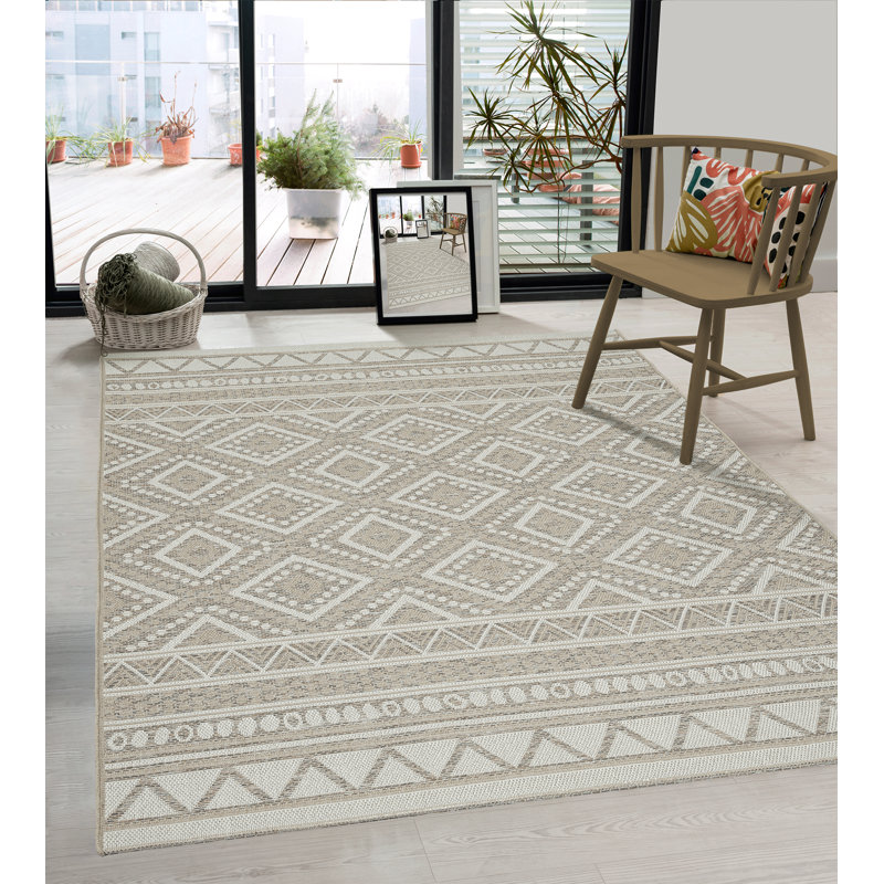Arcata Geometric Indoor / Outdoor Area Rug, Rectangle 240 x 340cm