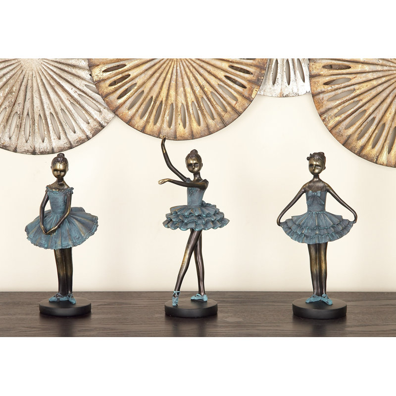Gasperoni People Figurines & Sculptures