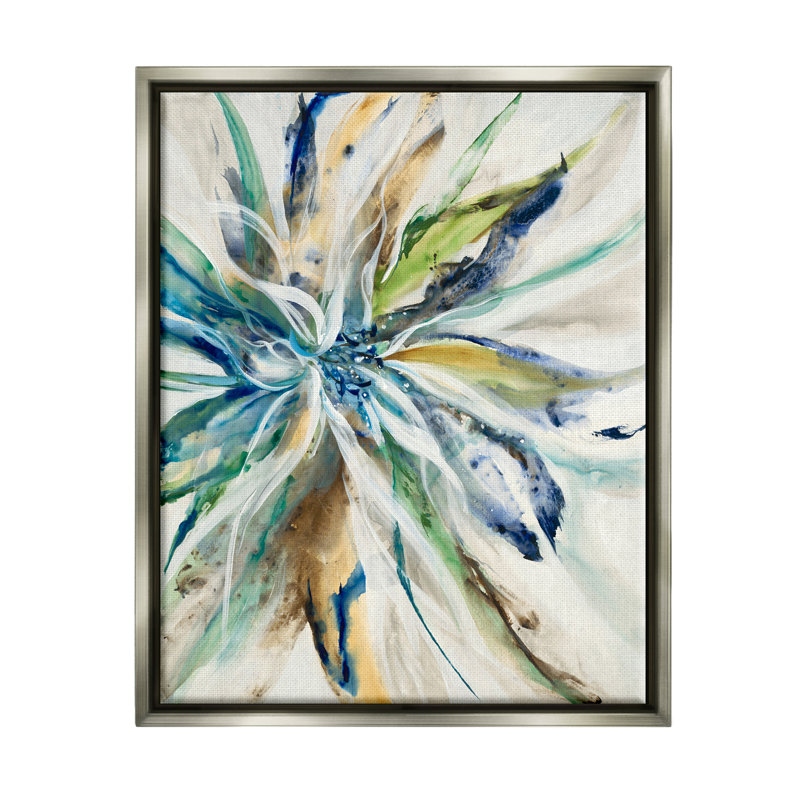 «Flower Petals Abstraction» par Liz Jardine, impression, H 21 po x l 17 po x P 1,7 po, Cadre flottant gris lustré