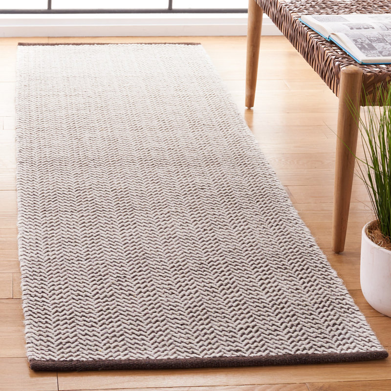 Tapis en coton / laine tissé à la main Vermont en brun / ivoire, Tapis de couloir 2 pi 3 po x 8 pi