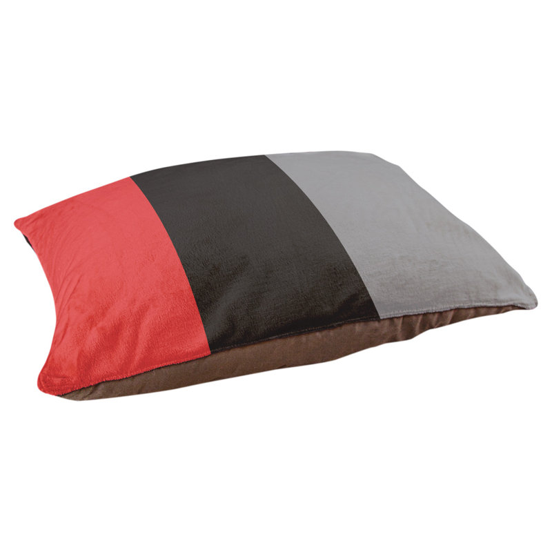 Coussin rectangulaire designer Tampa Bay, Petit (L 18 po x l 28 po), Rouge / noir / gris mat