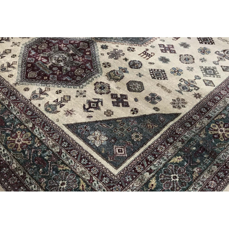Hand Woven Wool Oriental Area Rug