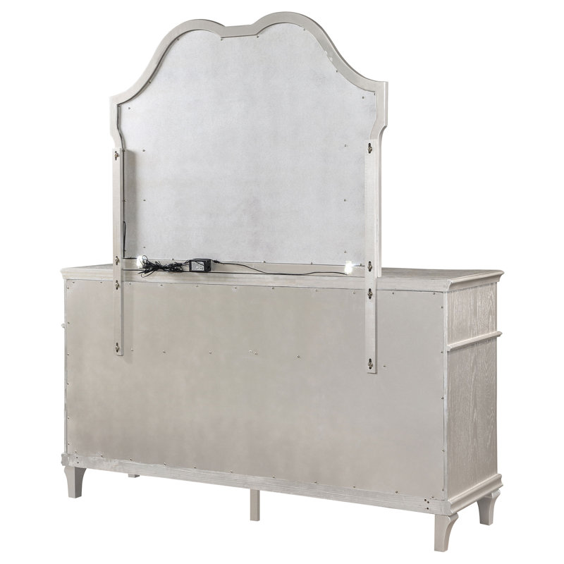 Kiayanna 9-drawer Dresser with Mirror Silver Oak
