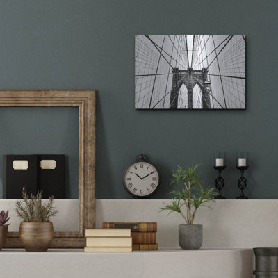 " Brooklyn Bridge Web " by Nicklas Gustafsson