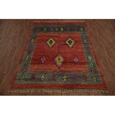Tapis marocain à motif vibrant 7 x 10 avec motifs géométriques audacieux