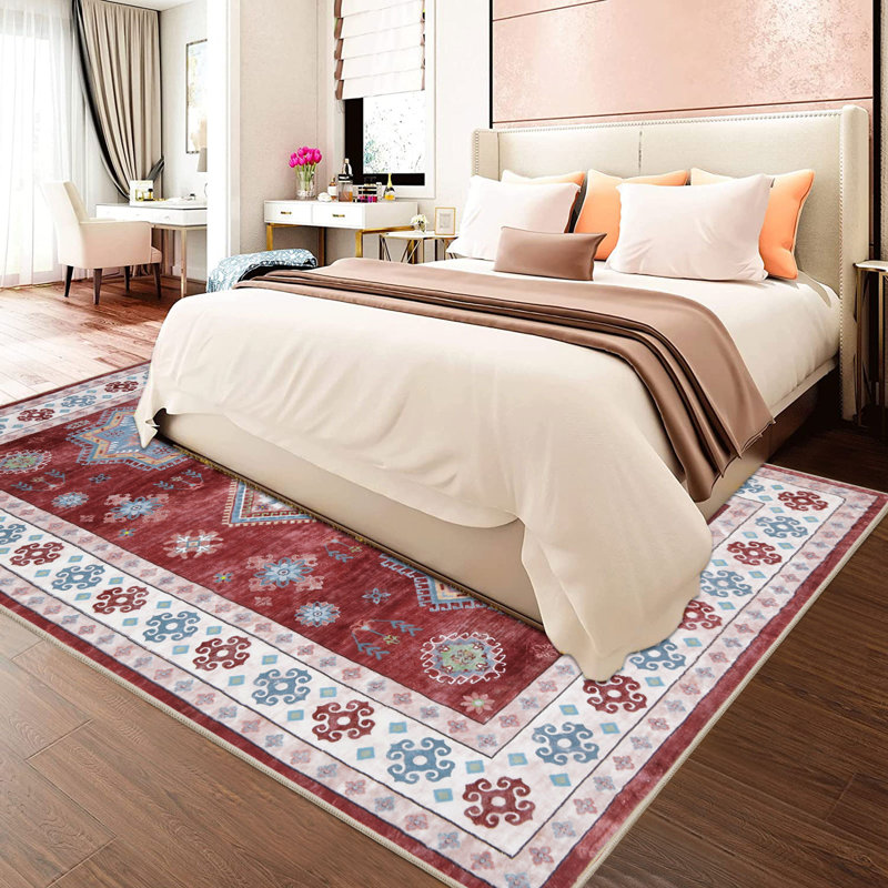 Penoyer Washable Oriental Indoor Rug