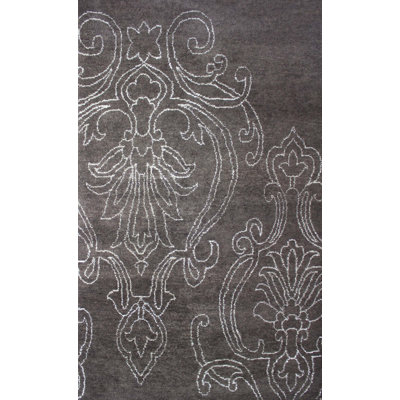 Trever Wool Floral Indoor Rug