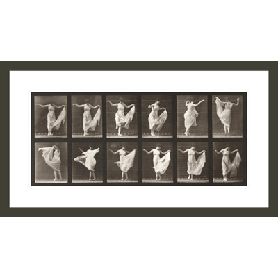 Femme en robe longue qui danse (Animal Locomotion, 1887, planche 187) par Eadvin Muybridge - Impression Giclée encadrée