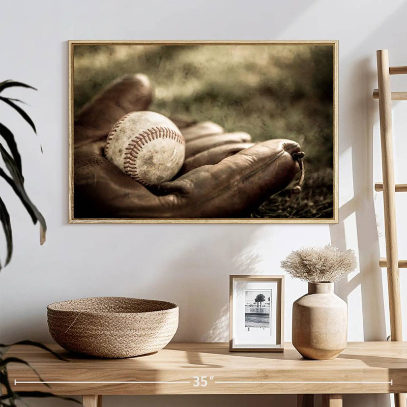 Baseball sur gant, 25 po x 17 po, Cadre flottant en bois naturel