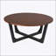 Table basse en bois massif d'acacia avec une construction durable et une esthétique moderne, parfaite pour les salons et les patios.