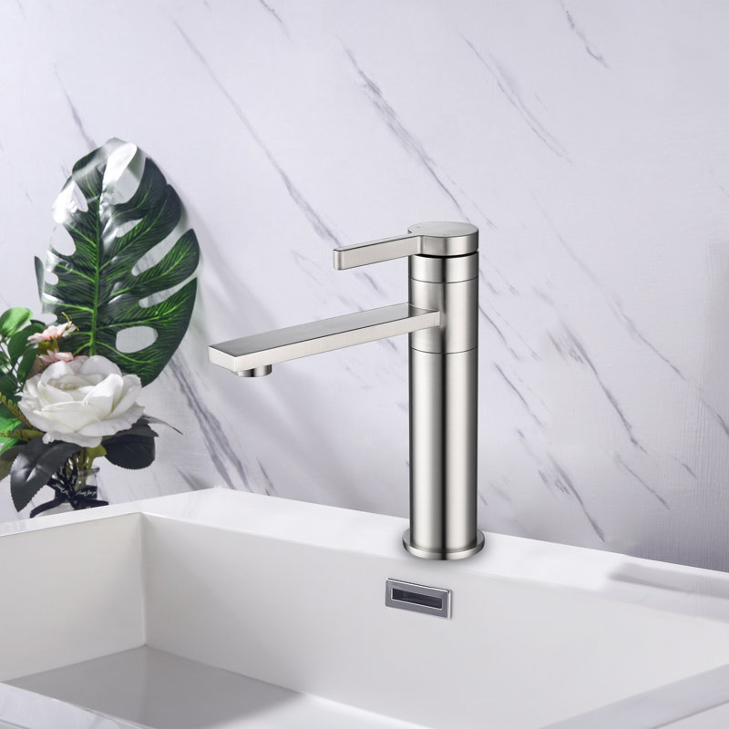 Robinet de salle de bain à un trou