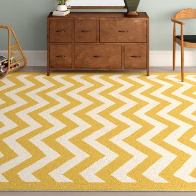 Hand Hooked Wool Chevron Indoor Rug