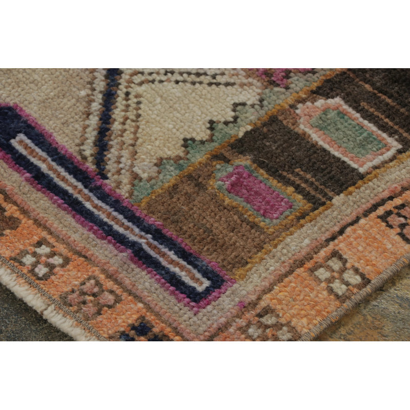 Vintage One-of-a-Kind 2'x3' Area Rug