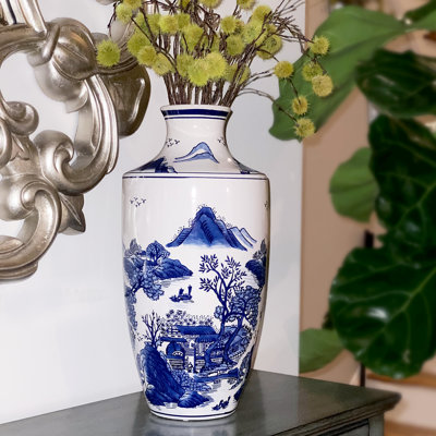 Vase de jardin bleu