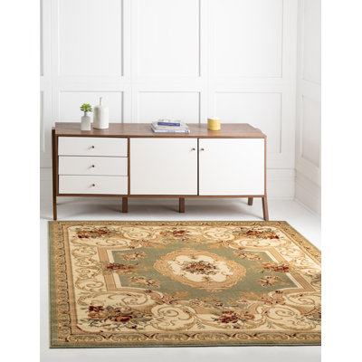 Aracelia Area Rug