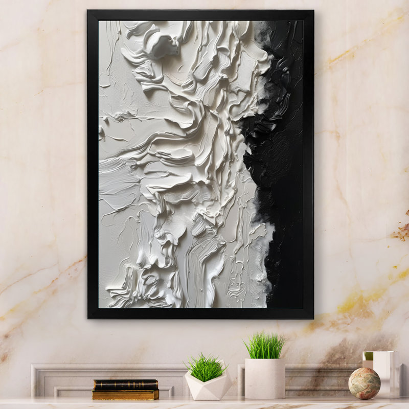 «White and Black Tranquility Unleashed I», art mural encadré en marbre abstrait, Cadre photo noir, H 32 po x l 16 po x P 1 po