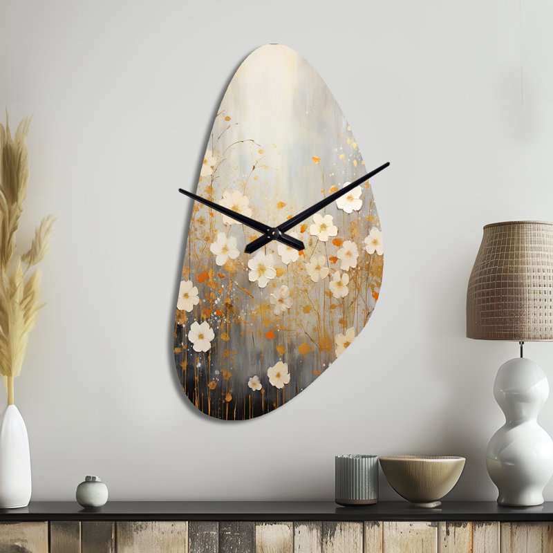 Minimalisme jaune, fleur blanche, collage I - sculpture en forme d'horloge murale blanche, Moyenne