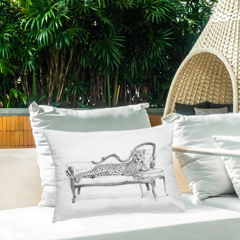 Coussin d'extérieur imprimé Lounging Beast Cheetah par Victoria Barnes