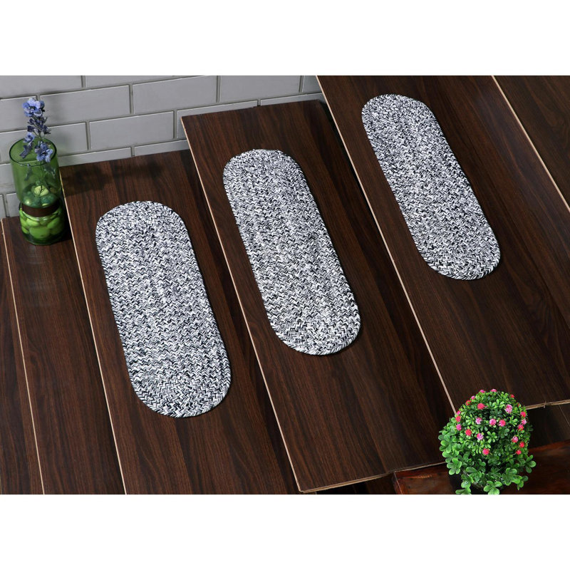 Rustica Stair Tread, Black