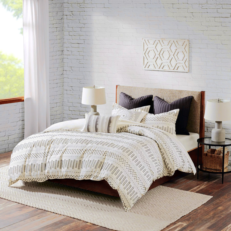 Mitch Modern Chenille Textured Comforter Set, King Comforter + 2 Pillowcases, Ivory/Charcoal, Striped