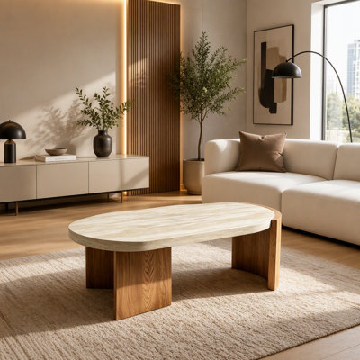 Table basse ovale de 123 cm (48,42 po) avec plateau texturé imitation travertin et pieds incurvés imitation bois, table centrale moderne pour salon