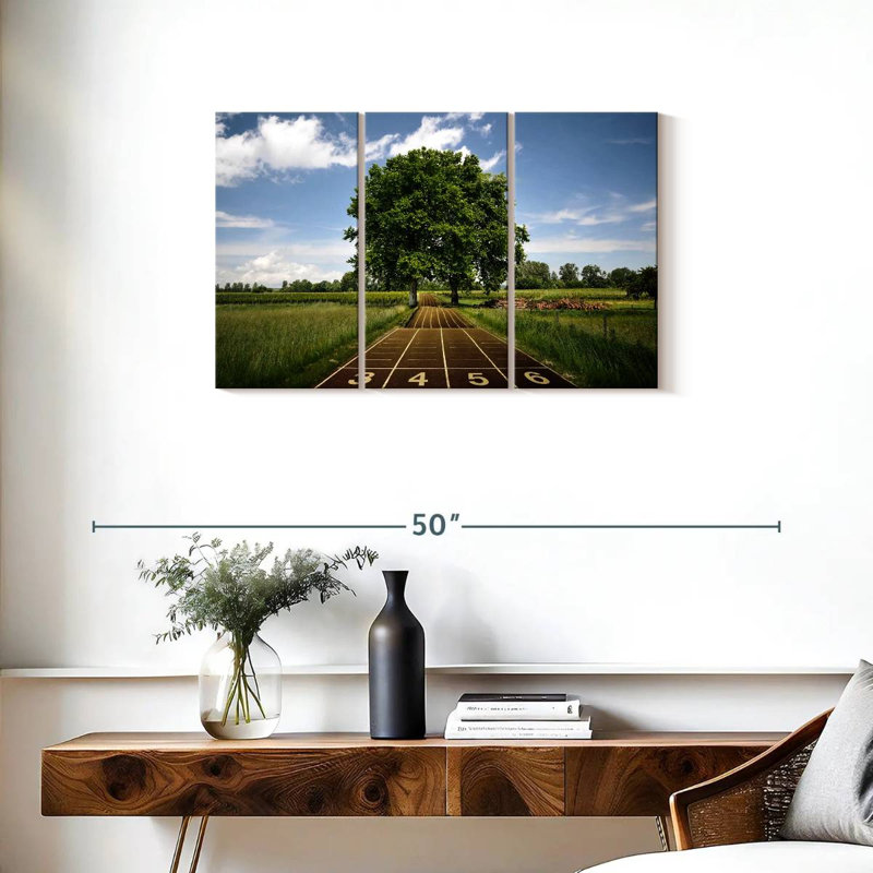 Sireci Jogging Track, 20" H x 33" W