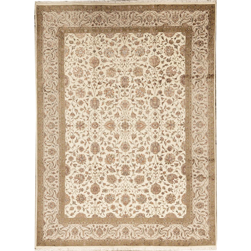 Oriental Area Rug in Ivory