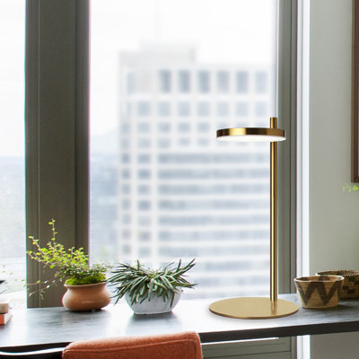 Koralle Metal Desk Lamp