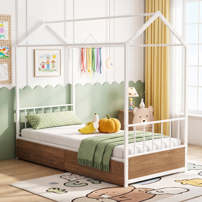 Bed, Brown