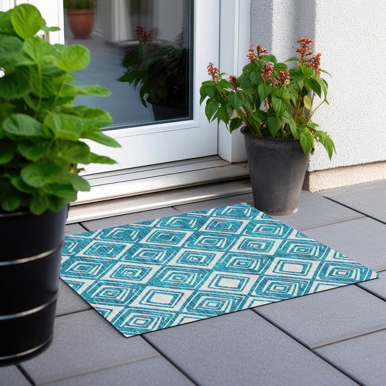 Cederick Washable Geometric Indoor / Outdoor Rug