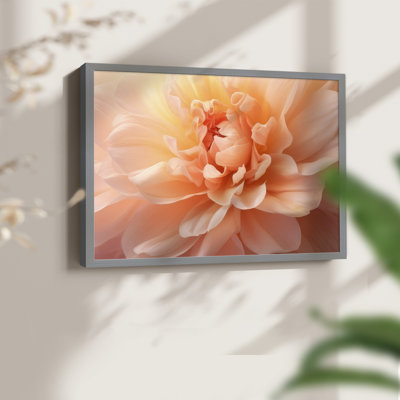 «Peachy Petal Poetry I», reproduction encadrée