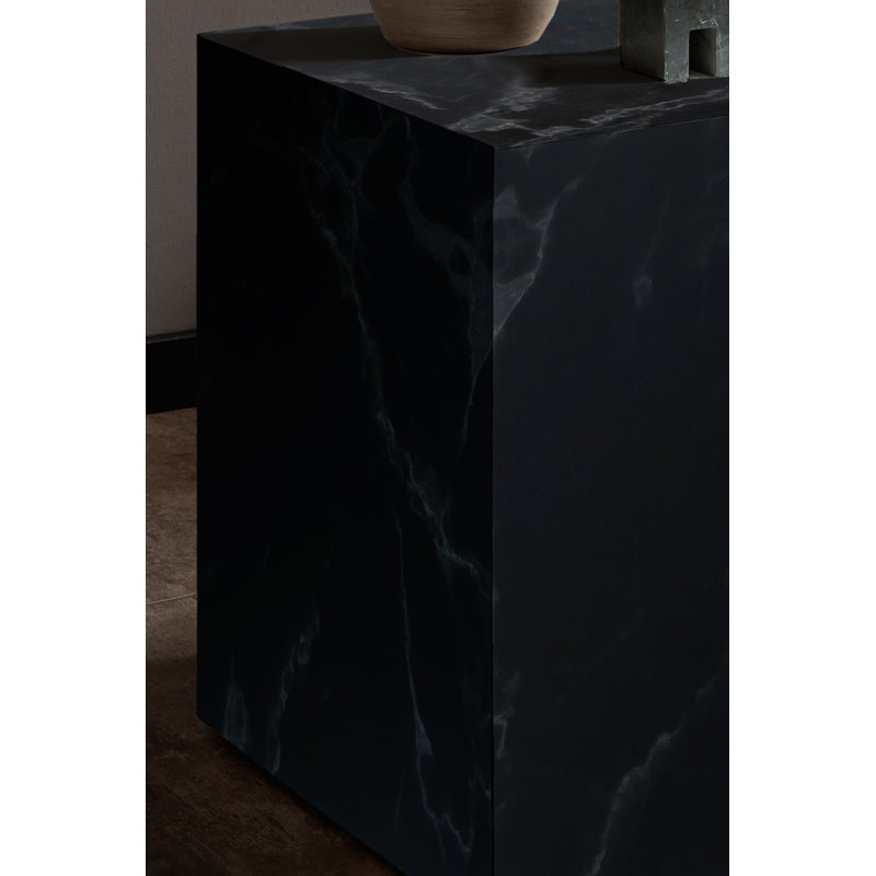Aarthi End Table, Black