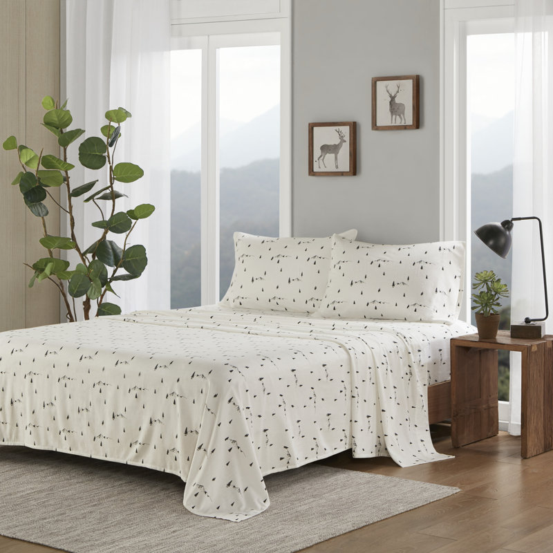 Ensemble de draps en flanelle 100% coton Woolrich, Ensemble de draps pour très grand lit avec 2 taie, Pins noirs