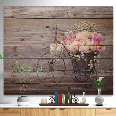 «Ranunculus Flowers in Bicycle Vase», photographie