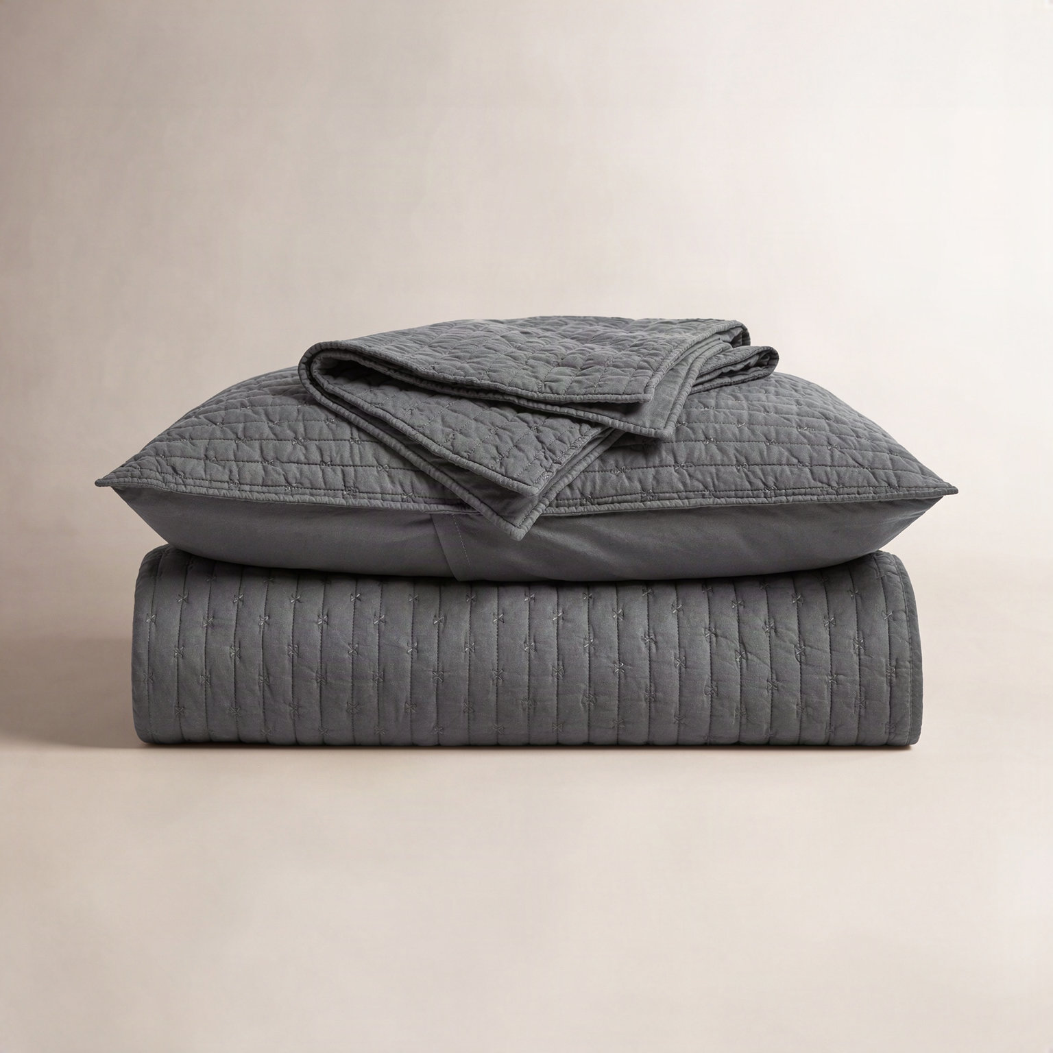 Cotton Quilt Set, King + 2 Shams, Charcoal Black
