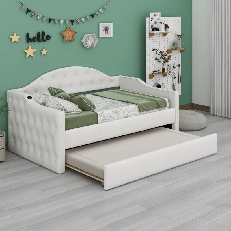 Elegant Twin Size Upholstered Daybed With Trundle And USB&Type-C Charging Ports,Velvet Sofabed For Kids Adults Bedroom,No Box-Spring Needed