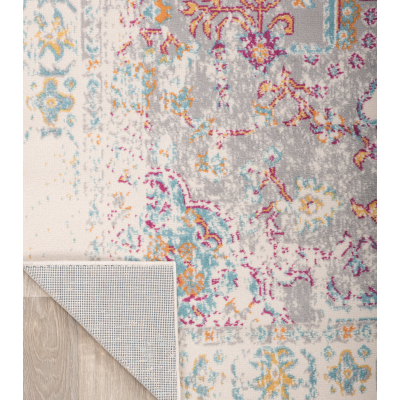 Hartig Oriental Indoor Rug, Rectangle 5' x 7'