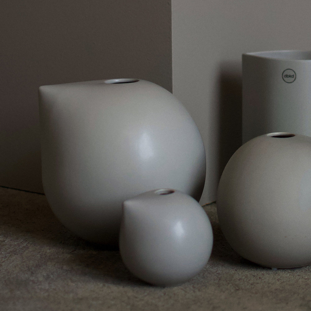 Ceramic Table Vase, Gray, 3.94" H x 3.94" W x 3.94" D