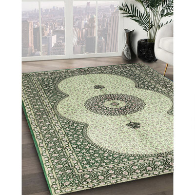 Tapis oriental tissé à la machine Chele