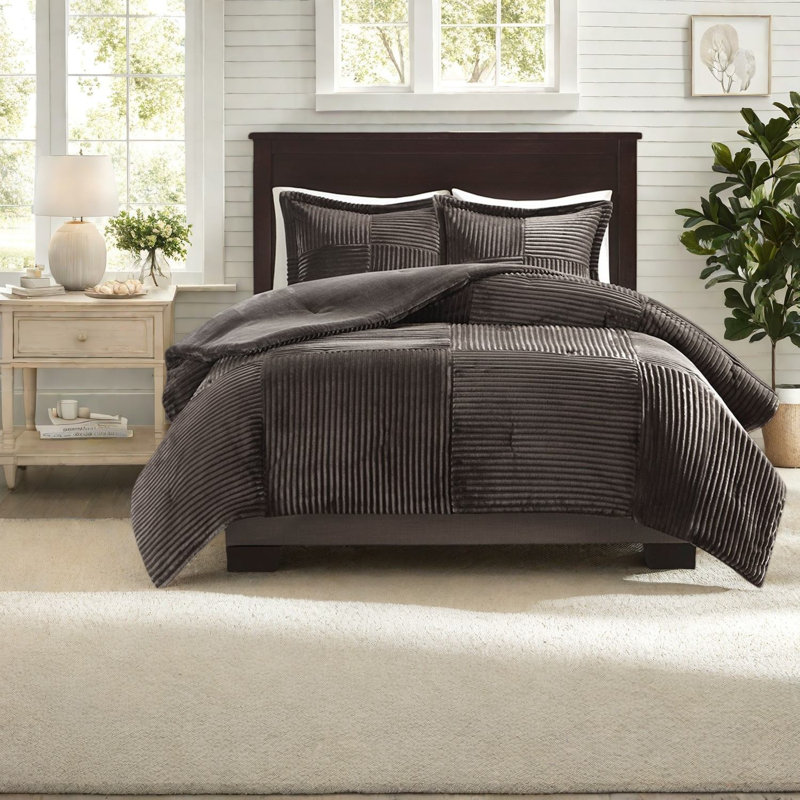 Plush Cozy Bedding Sets, Polyester King Cal King Modern Home