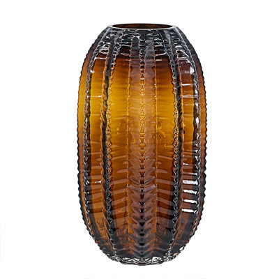 Élégant vase cylindrique en verre texturé avec une finition ambre foncé, parfait pour la décoration moderne et les arrangements floraux.