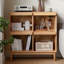 Vitrines en bois massif et verre Burlywood