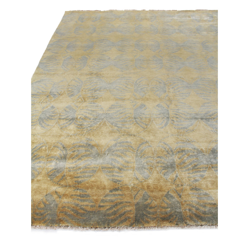 Contemporary hand-knotted Wool/Silk Beige/Light Blue Area Rug