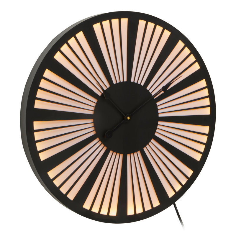 Wynell Metal Wall Clock