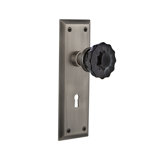 New York Plate with Decorative Keyhole and Crystal Black Door Knob