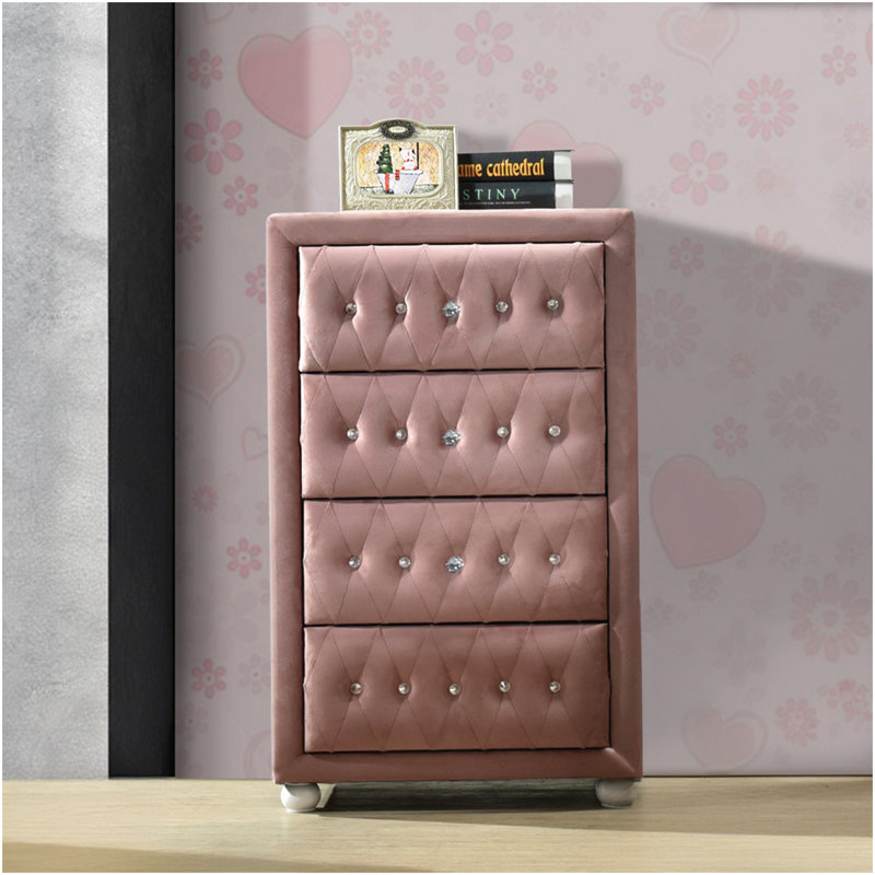 Commode rose à 4 tiroirs