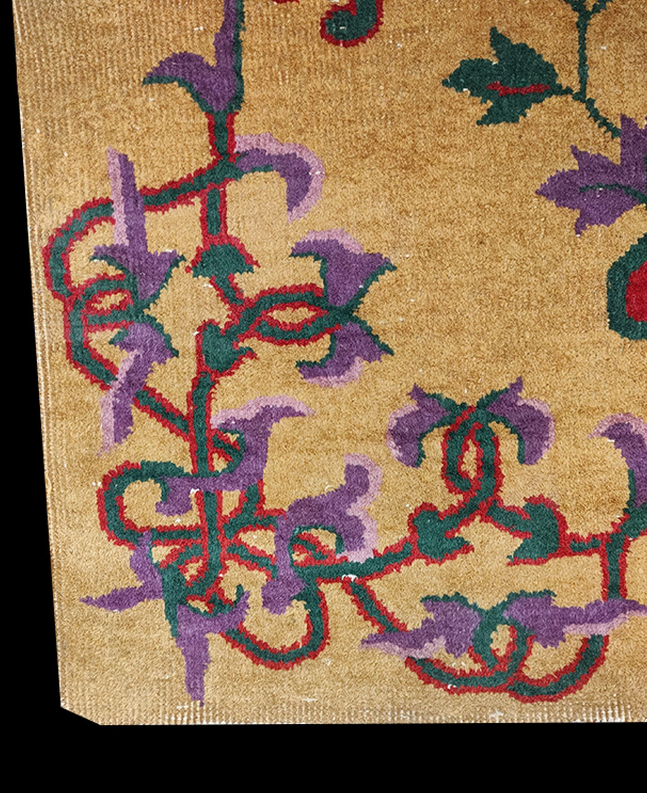 The New England Collection Antique Art Deco Small Scatter Size Wool ...