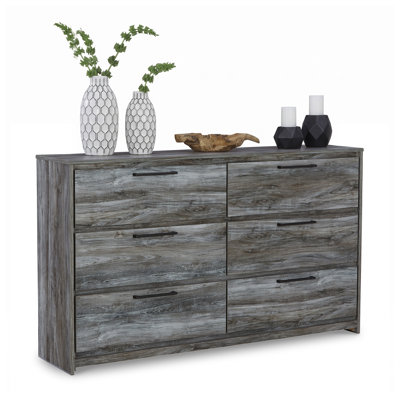 Kaisee 61.69'' W 6 - Drawer Dresser