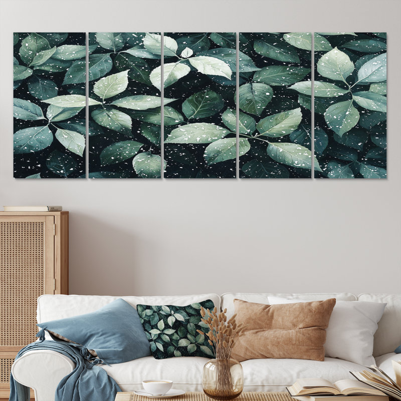 Evergreen Leaves In Snow I - Leaves, décoration murale - art mural traditionnel, H 28 po x l 60 po, 5