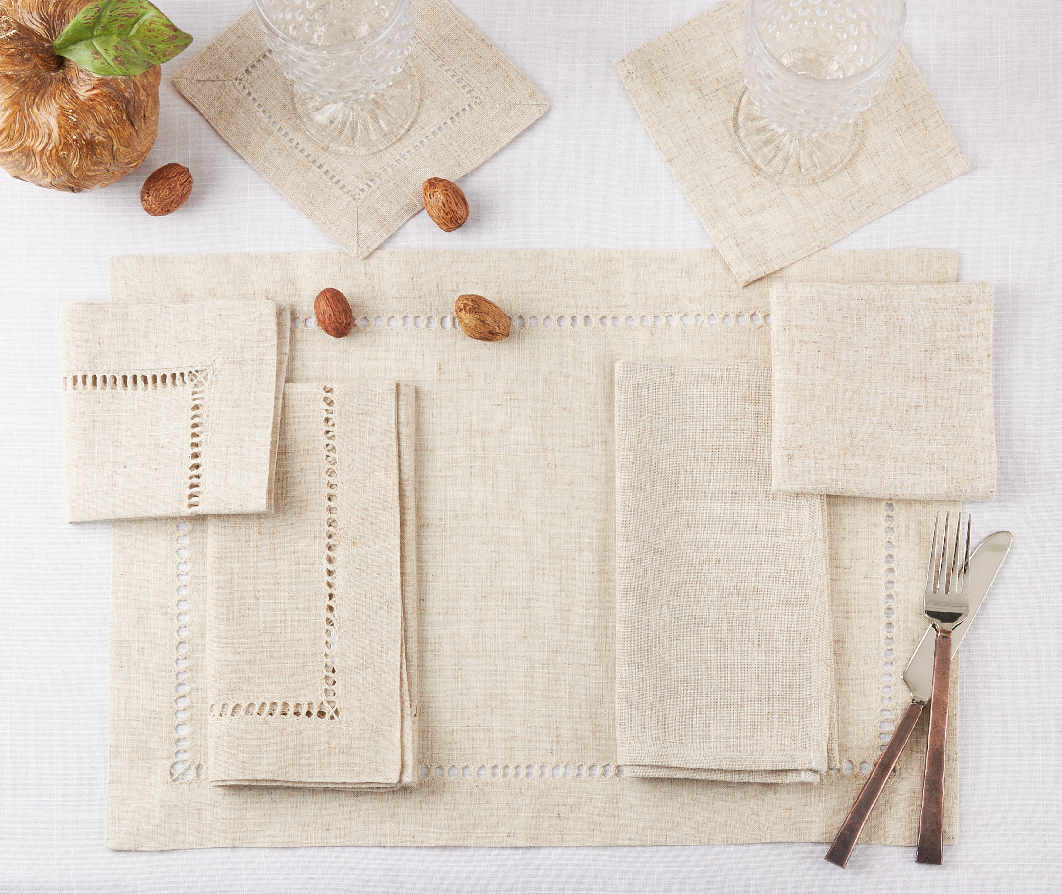 Saro Hemstitched Dinner Napkins (Set of 12)